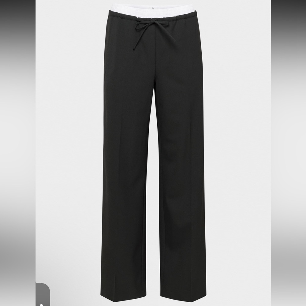 Aritzia Black Straight Leg Pants
